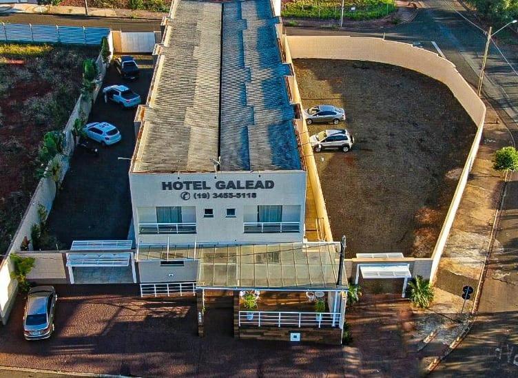 Hotel Galead Santa Bárbara dʼOeste Exteriör bild